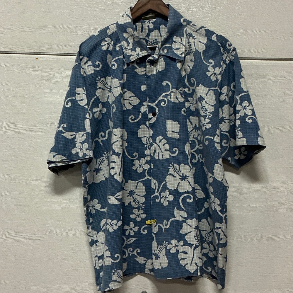 Men's Blue Floral Short-Sleeve Button-Down Shirt